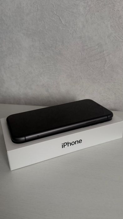 Айфон 11 128гб идеал