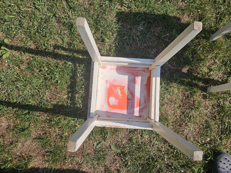 Scaun de lemn  taburete