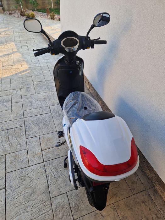 Scuter electric nou