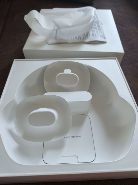 Casti Apple AirPods Max Orange - Noi, doar desigilate