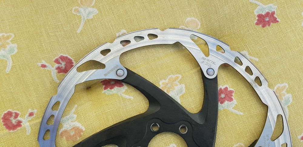 Диск Shimano SM RT76L 203mm