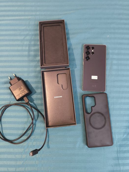 Vând Samsung s25 ultra 1Tb sau schimb cu iPhone 17 pro sau pro max