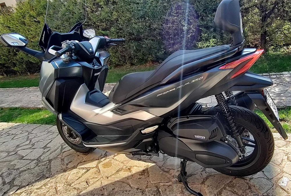 Maxi scuter Honda Forza 350,2024,88o km,garantie pana in 2028