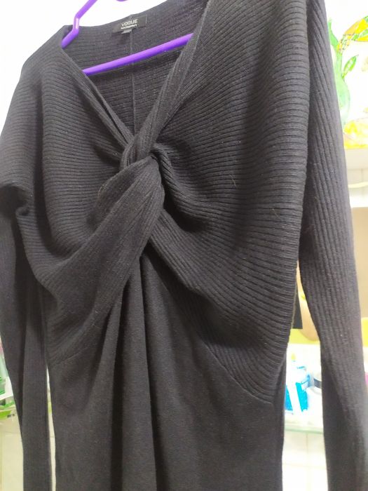 Пуловер женский р.48-50