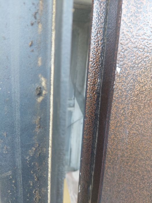 Метална врата с каса 195/82