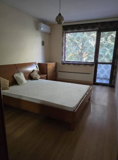 Дава се под наем Многостаен апартамент в Пловдив, Каменица 1 - 142 кв.м за 1000 € - Снимка #2