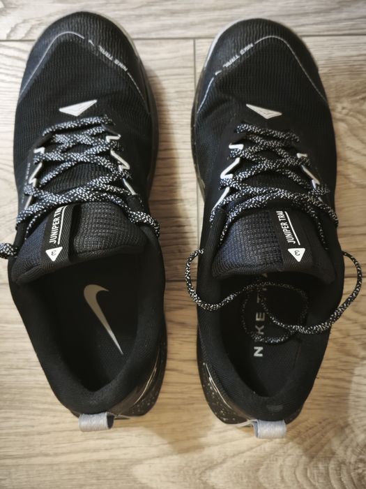NIKE маратонки 41