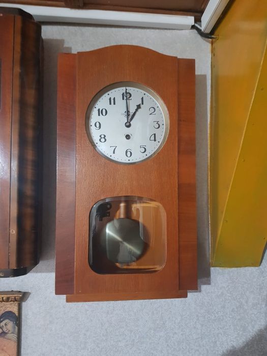 Продам Настенные часы