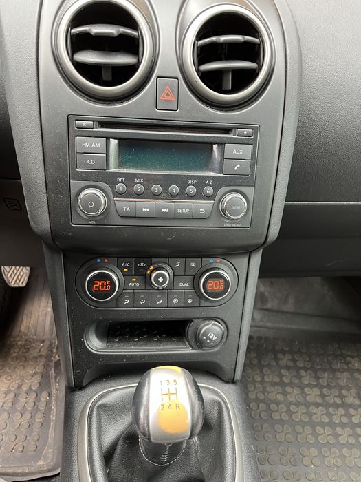 Nissan Qashqai 1.6 benzina 2011