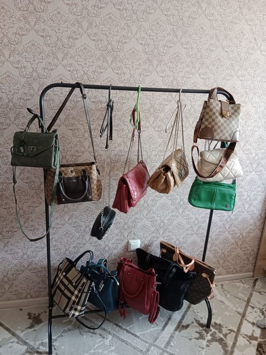 Продам сумки новые разные