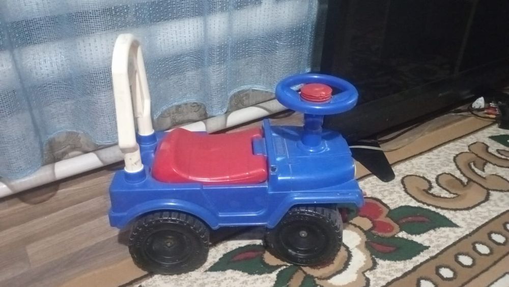 Продам машины и игрушки