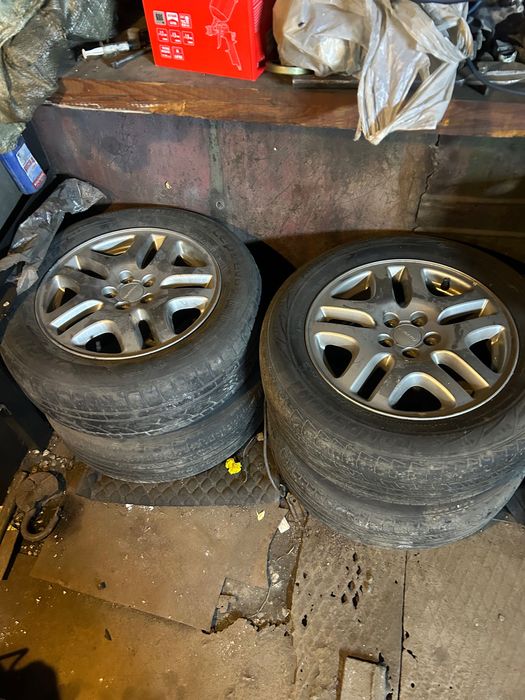 Диски с шинами субаро