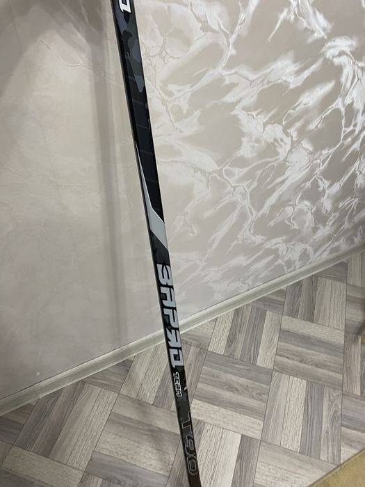 хоккейные клюшка