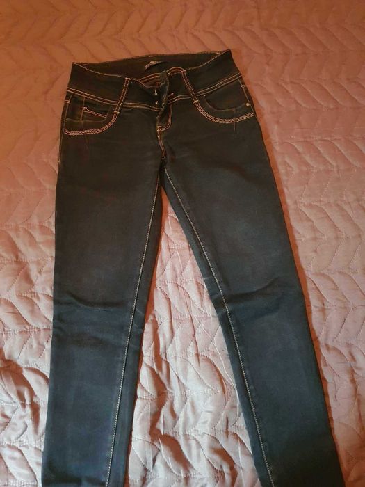 Дънки като нови топ