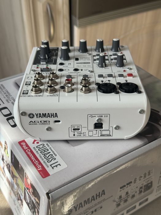 Interfata audio/mixer analog Yamaha ag06 alb