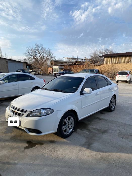 Жентра сотилади