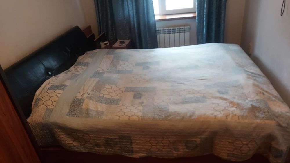 Кровать двухспальный бу