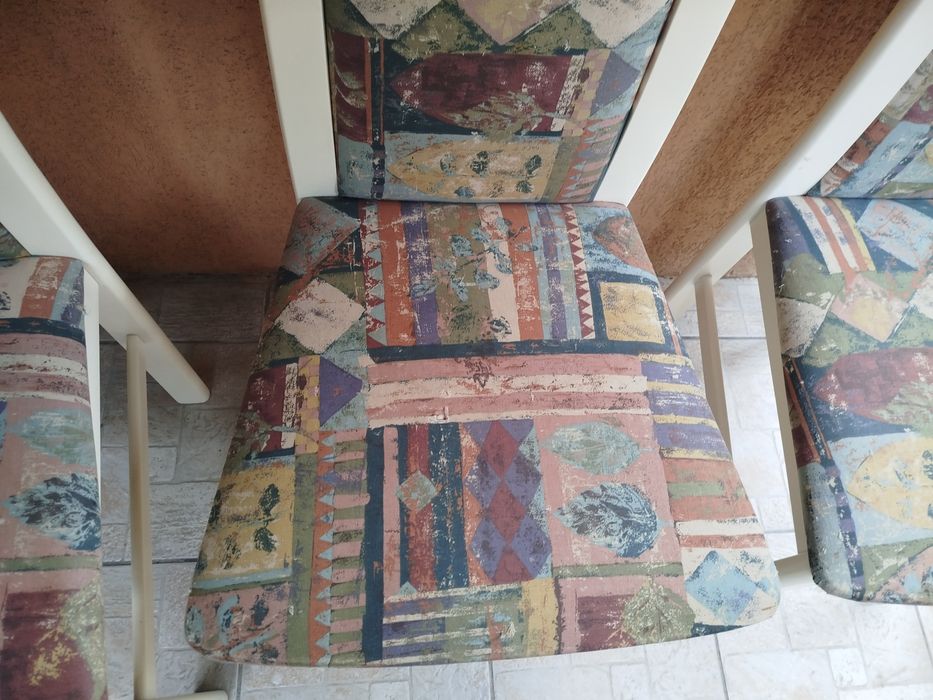 Masa extensibila lemn +scaune 8buc