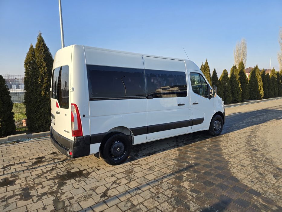 Renault master 3 Euro 6 cu 8+1 locuri
