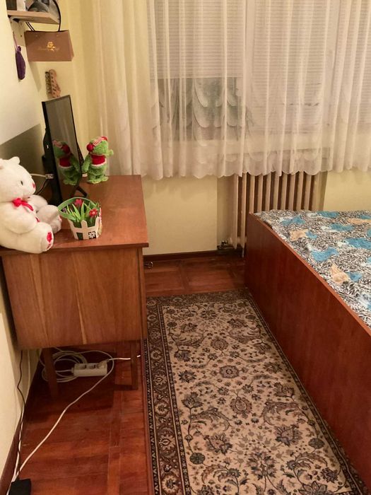 Vand apartament 3 camere decomandat