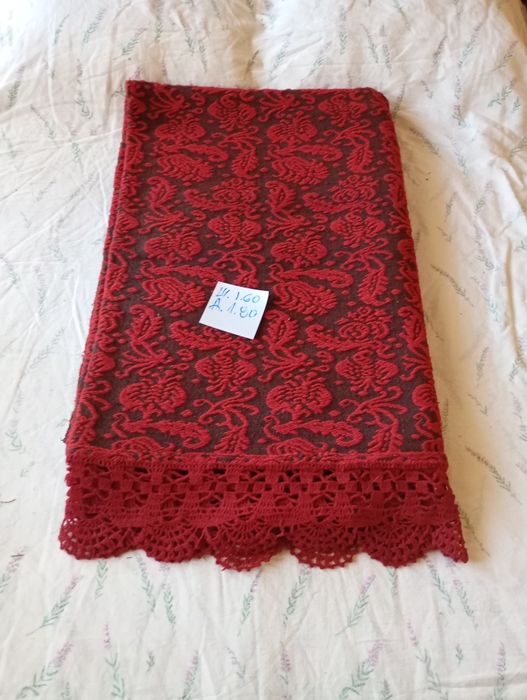 Вълнени покривала и платове