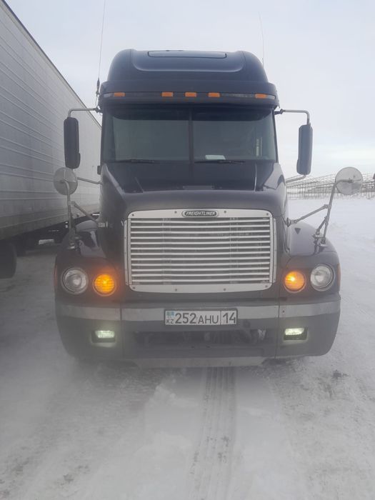 СРОЧНО Продам сцепку тягач Фредлайнер