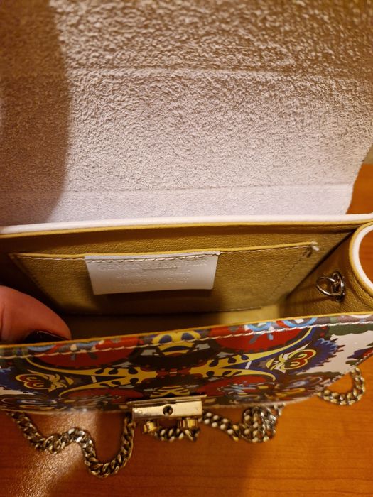 Дамска чанта от естествена кожа