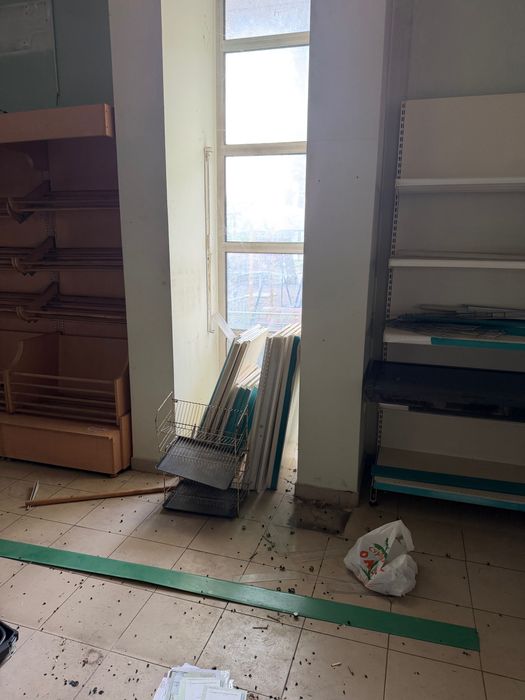 Стилаж за магазин В добро състояние