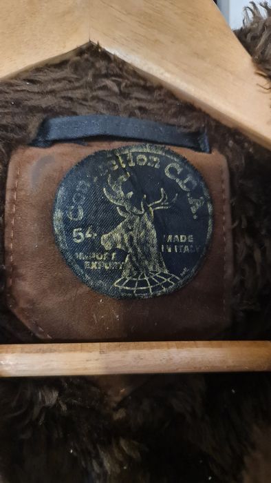 Cojoc din blana de miel, lucrat artizanal in Italia