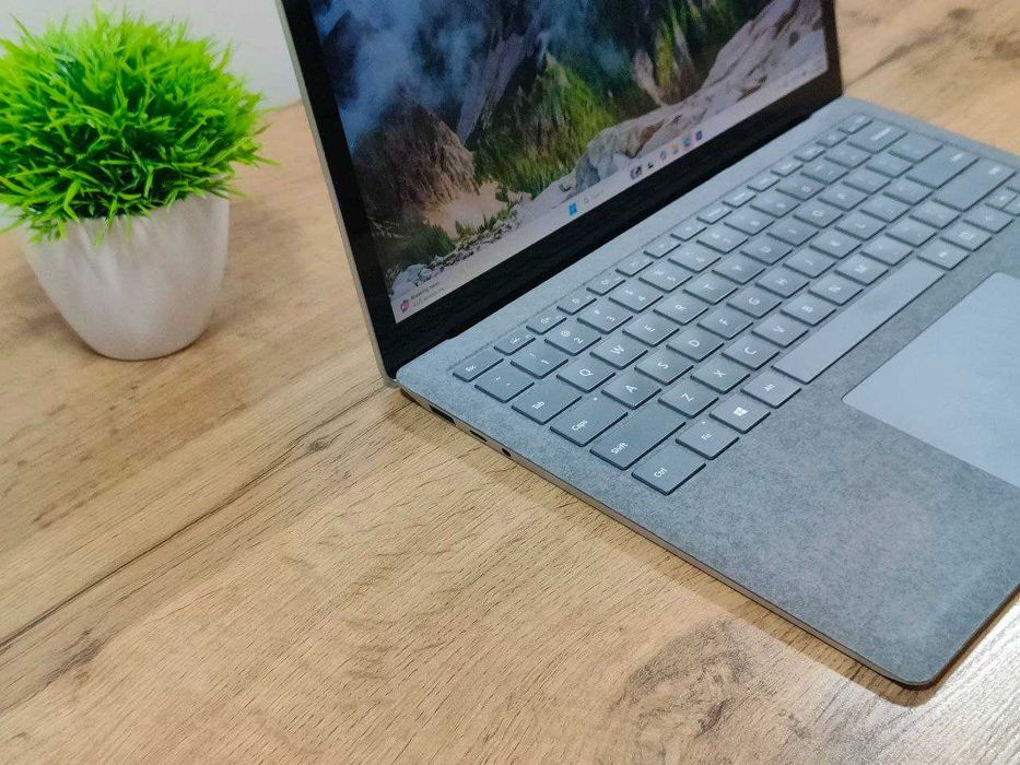 [ARZON] Noutbuk Microsoft Surface Laptop 3 i7 /DDR4 16Gb / SSD 256Gb
