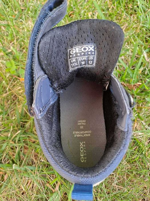 Детски боти Geox 30номер,за момче