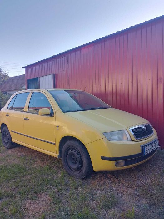 Vând Skoda Fabia
