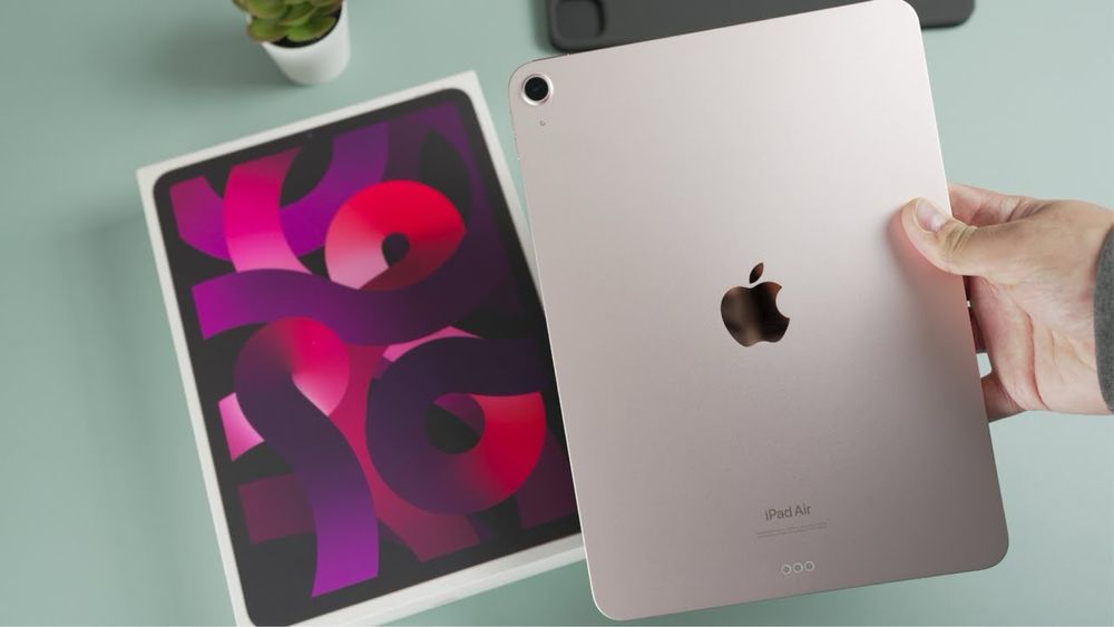 Продам свой iPad Air 5