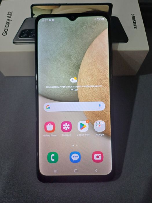 Продам телефон Samsung A12