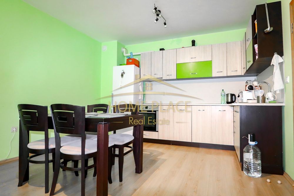 Тристаен апартамент Под Наем в района на Базар Левски