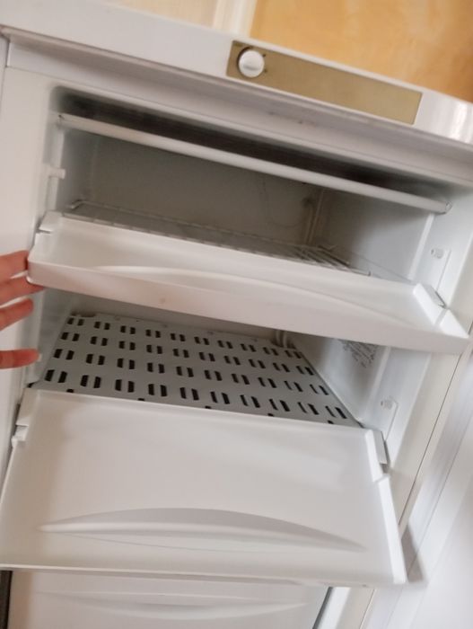 Морозильник Индезит