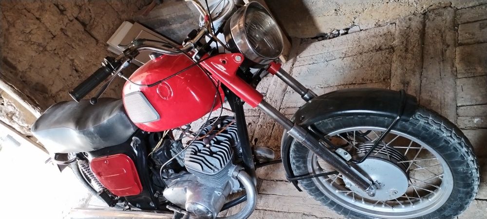 Мотоцикл в кибрай