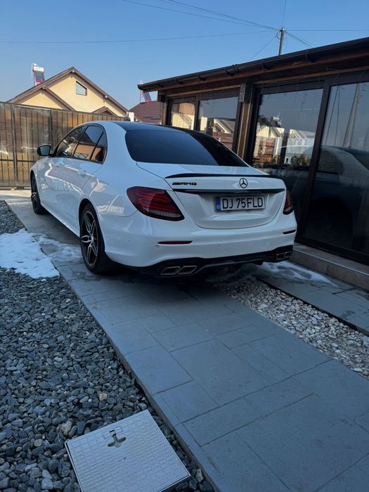 MERCEDES-BENZ E-Class 2017 — imagine 4