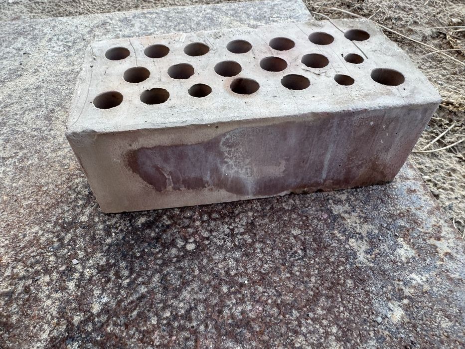 Кирпич камен новый