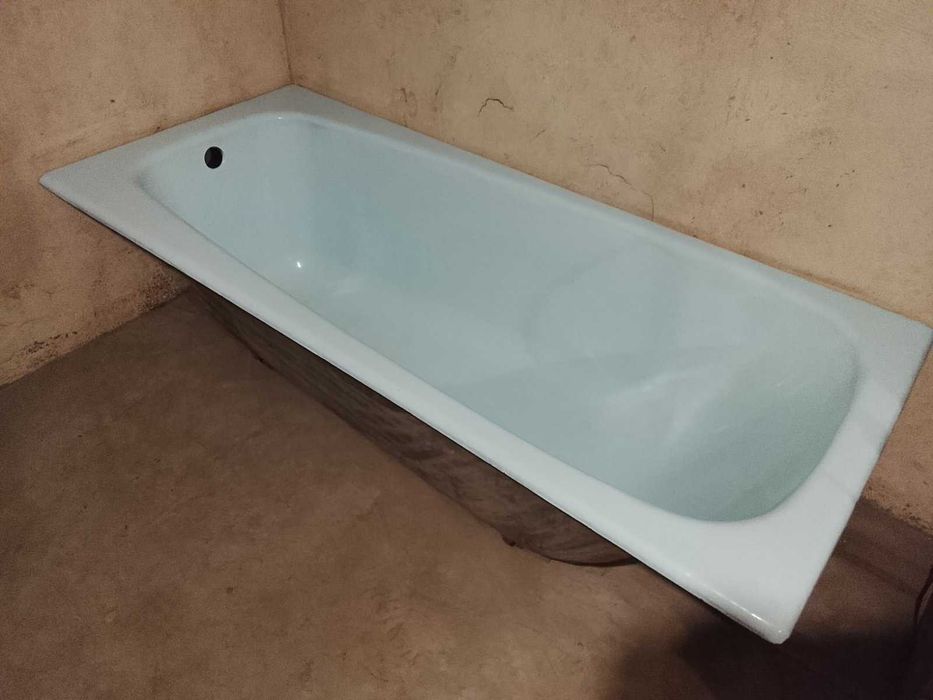 Чугунена вана – НОВА / неупотребявана, с оригинална арматура