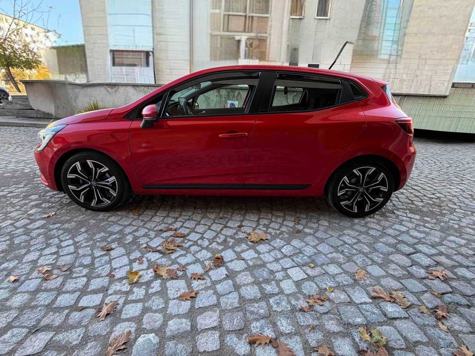 Renault Clio 5 Full Hybrid 140hp Automatic