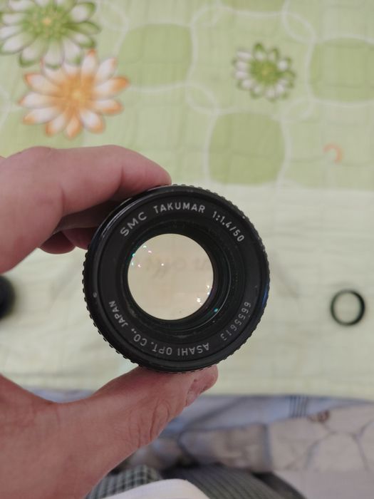 Продается легендарный отличный объектив Takumar 50 mm 1.4