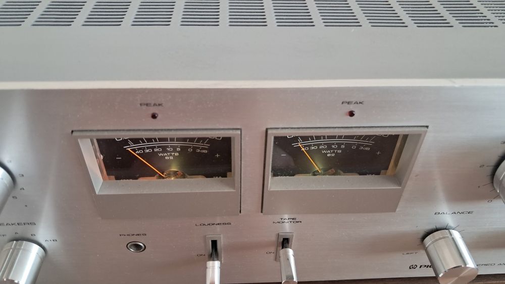 Усилвател Pioneer SA-606