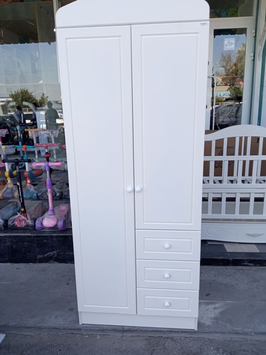 Детские шкафы и кровать