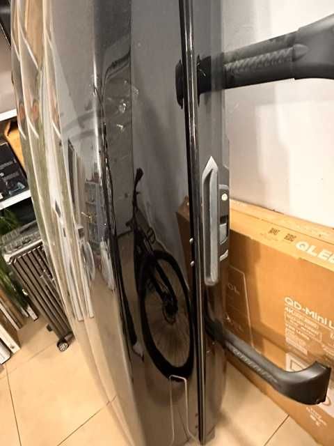 Продавам автобокс Thule Motion XT XXL 610 литра