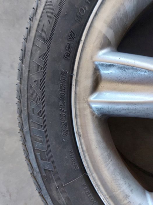 Гуми и джанти 16”