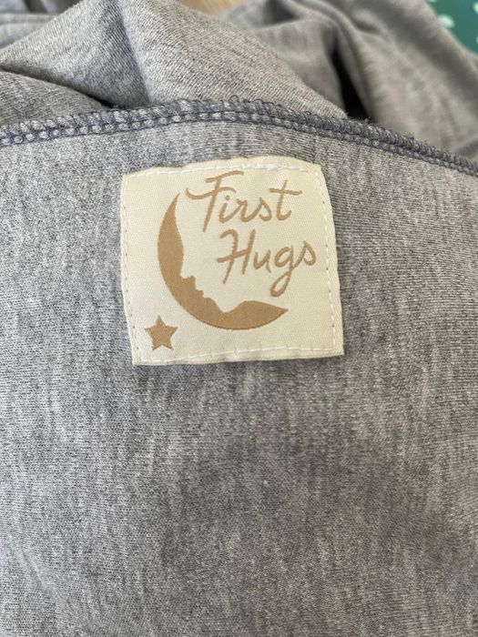 Vând Wrap (marsupiu)  elastic First hugs