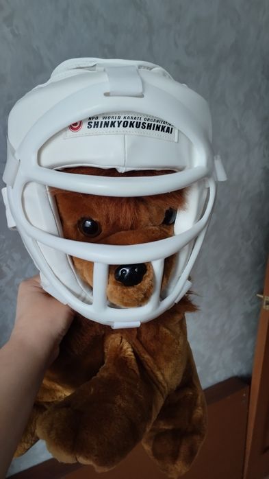 Шлем для занятий каратэ