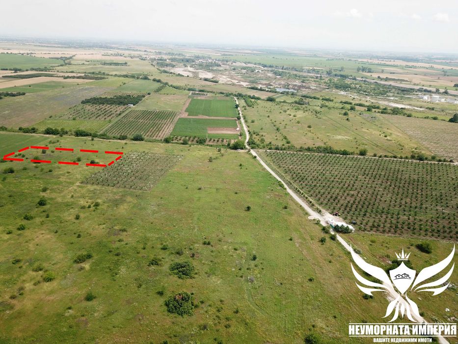 Продавам земя 3000кв.м. в гр.Асеновград до калцит АД