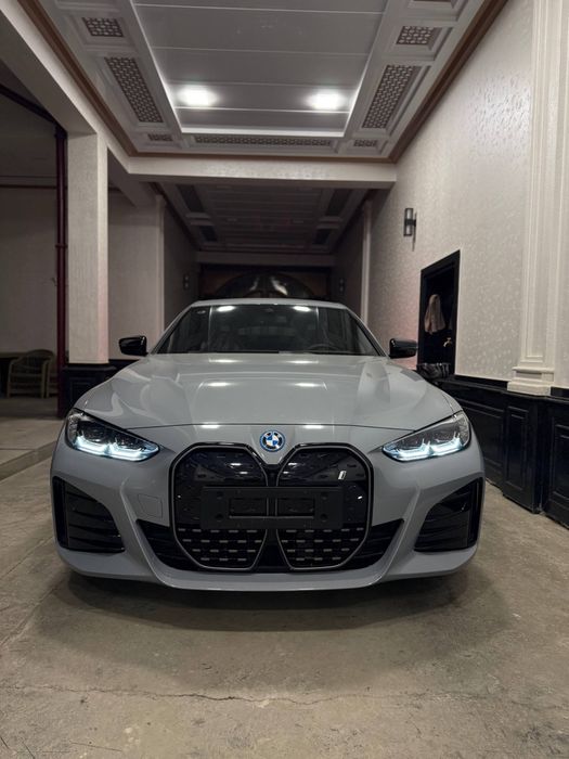 BMW i4 без пробег. 40L